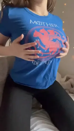 23[F4M] Upvte that 5nudes in ur dms instantlySna: miahlap