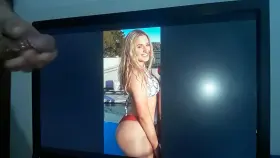 Its Like A Cum Sprinkler 💦