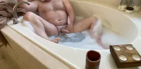 It’s a good way to start the day 🤠🍺