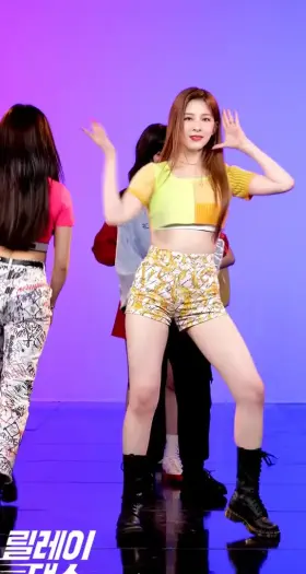 GWSN - Minju & Seoryoung