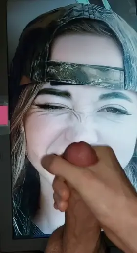 Single Maya Higa gets a face painting