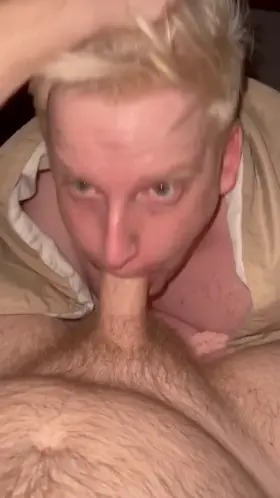 Sucking my man is one of my favorite things! 🤤