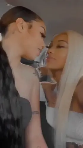 Mhhh