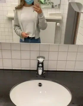 classes were too boring and i was too horny.. so i had some fun at the restroom, i think another girl actually saw doing this haha 🎄CHRISTMAS SPECIAL - BIGGEST DISCOUNT EVER 40% only for the the next 20 fans!🎄