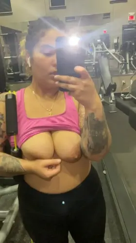 Sweaty tits this morning, they needed air