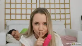 Squirt Prank - Mona Blue