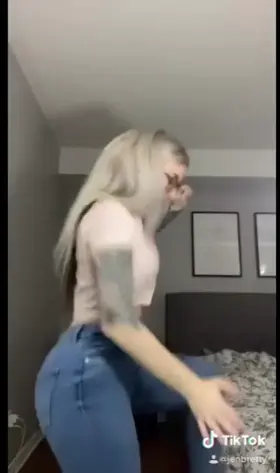 Phatt Ass Thot 🍑🍑 10GB FREE LINK IN COMMENTS 👇👇