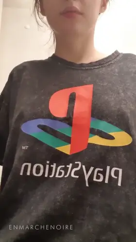 Sexy bitch ps5 or me