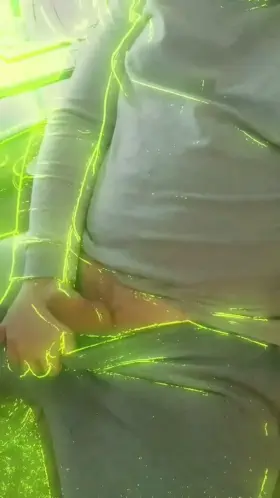 Who wants to catch (m)y dancing 🐍 with their 👄??