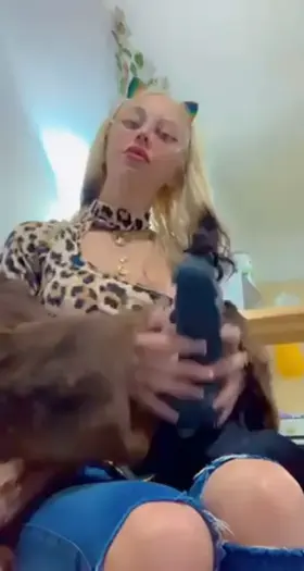 Tiny baby wants master to humiliate your pathetic pee pee?