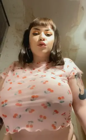 [oc] A titty drop and a lil bouncing, hopefully a good combination?