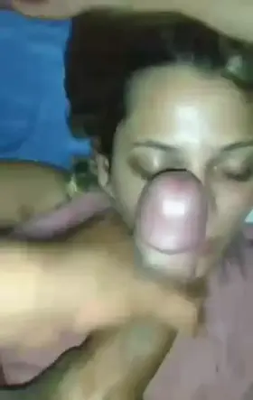 The girl don’t move 😅