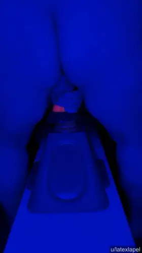 UV playtime with Godama looks good, feels amazing! (L/S)