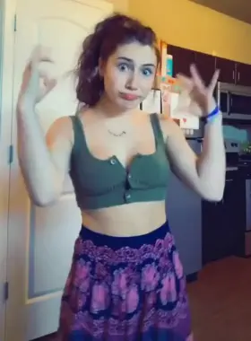 jizzed to this sexy tiktok girl