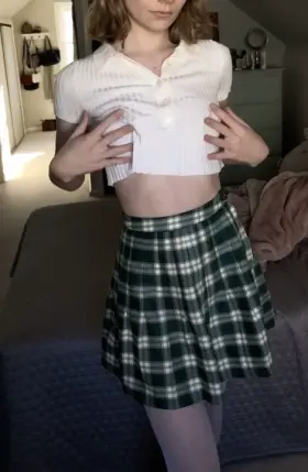 [F18] [OC] My first titty drop after turning 18! They’re small and perky but I hope you still like them! 🥰🥰🥰🥰