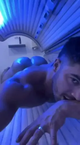 He’s just a lil horny [Not OC]