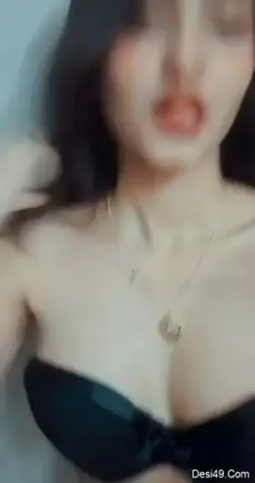 [f] Super Sexy Cutie Exclusive Video Showing Her Boobies Link in Cmmnts