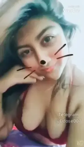 🔥🥰Horny GF Decided to Tease her boyfriend but ended up going a step further 