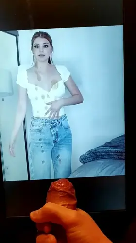 The subreddit is back, a big load for Brooke Monk to celebrate!