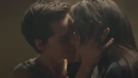 Nazanin Boniadi and Sara Serraiocco in 'Counterpart' S01E04 (2018)