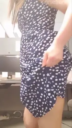 [stba] Can I be your big booty office wifey?