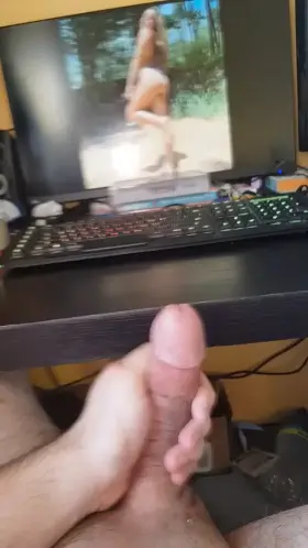 Tribbing hot friends, crushes and classmates. kik in bio