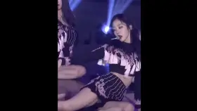 Lovelyz - Jisoo (panty&cheek)