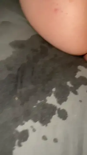 (F20) Ich musste nochmal abspritzen vor dem Schlafen 😴💦