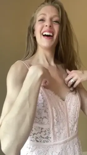 Innocent mom drops her dress [reveal]