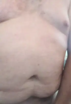 [38] Happy 4th of July weekend, from your favorite thicc pan Daddy. Who's hungry for a beefy organic hotdog heh?