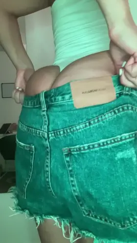 I need help, my ass hasn't been eaten in a long time