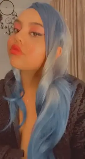 Does anyone appreciate brown goth women on here?