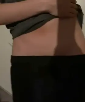 I walk into your room to ask you something and my pants fall down, I forgot to wear underwear 🙈