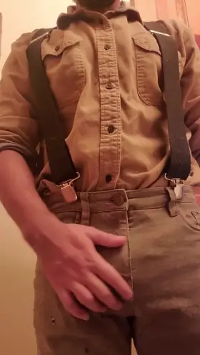 [40] anyone like construction worker cock?