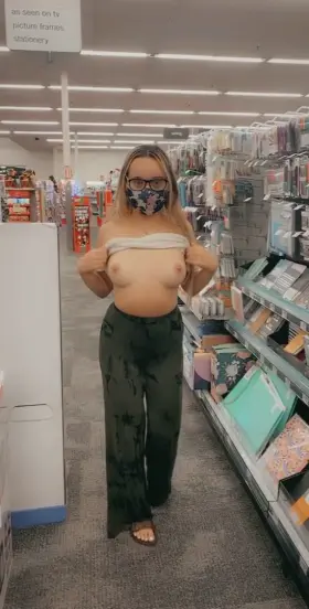 Wyd if you see this in public? 😋