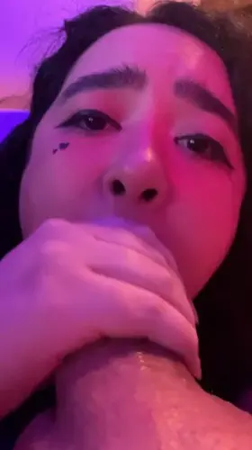 Daddy let me have a taste of his cum 🥺💖