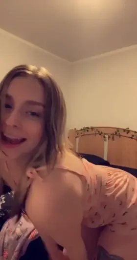 looking for a nice cock to bounce on 💞