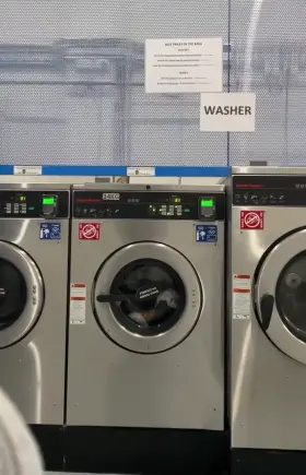 would you imagine i’m this tiny 😳