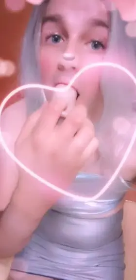 Everytime you train your throat remember to compare it to your tiny clit 🔒🥵