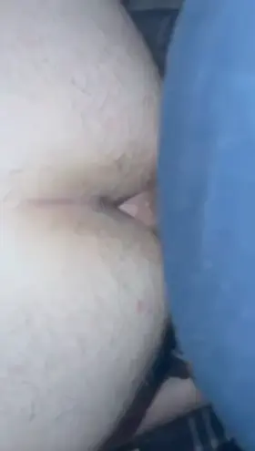 My second time bareback. Love taking dick