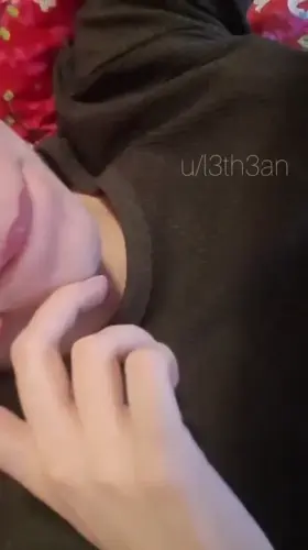 I wanted to show you both sets of my lips - which ones are you kissing first?