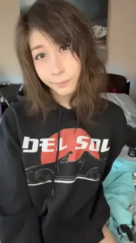 I may be tiny but my package sure isn’t 😉