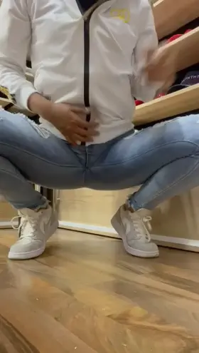 My Latina booty in tight jeans