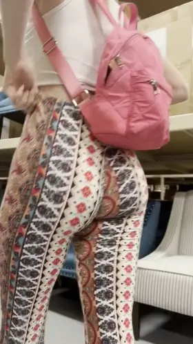 [OC] Dorm shopping 🤗