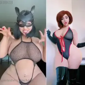 DELICIOUS COSPLAYER GIRL WITH BIG BOOBS 💯 LINK IN COMMENTS 💯⬇️
