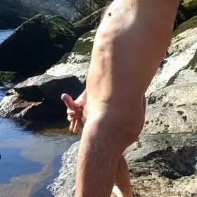Cumming. River life. Excitant nature.