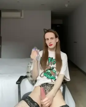 I’m all oiled up, would you like to take a seat? 🍌💦😉