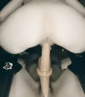 Do you like my ass in the mirror?