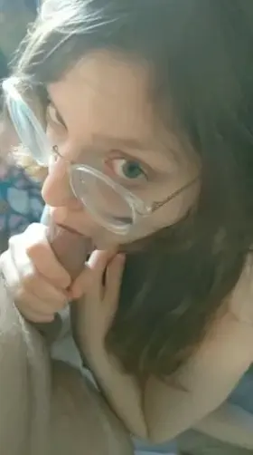 I love it when he forces me onto my knees 😊