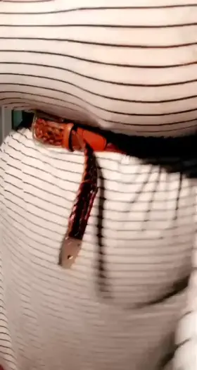 Do you like what's hiding under my dress? Think anyone in my zoom lectures will mind this outfit? 😜 F21